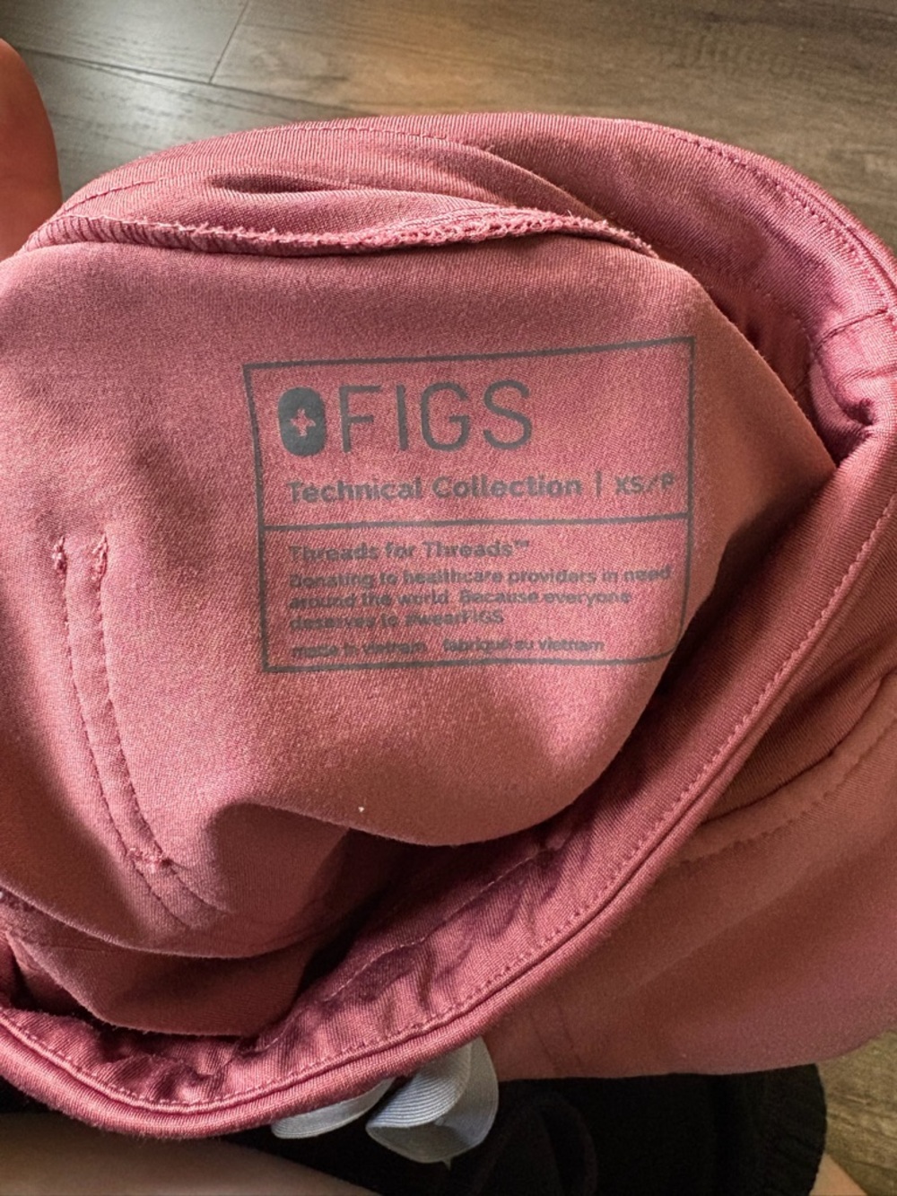 FIGS Scrub Set in Dusty Rose/ Pink Blush Catarina One-Pocket Zamora Jogger - Picture 12 of 12